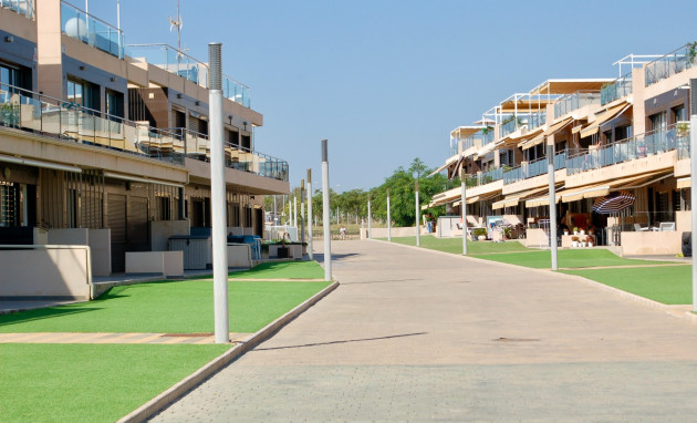 Resale - Bungalow - Groundfloor - Pilar de la Horadada - Mil Palmeras