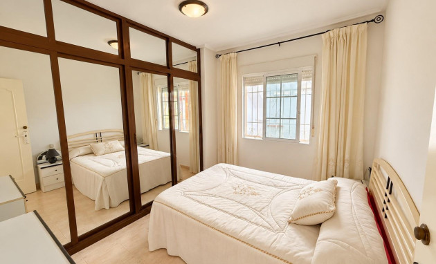 Herverkoop - Bungalow - Gelijkvloers - Torrevieja - Torreblanca