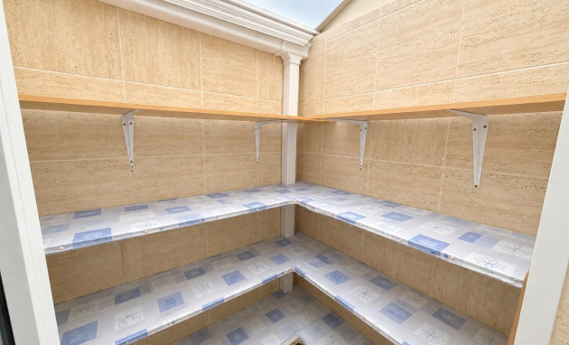 Herverkoop - Bungalow - Gelijkvloers - Torrevieja - Torreblanca