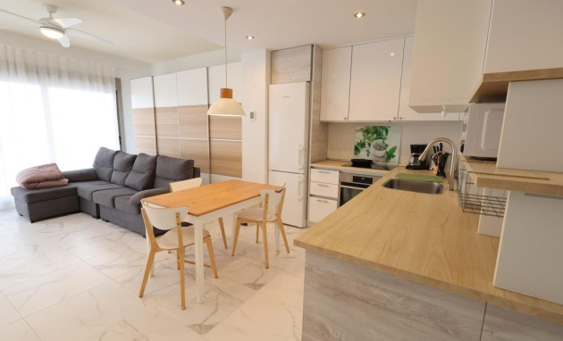 Herverkoop - Villa - Orihuela Costa - Villamartín-Las Filipinas