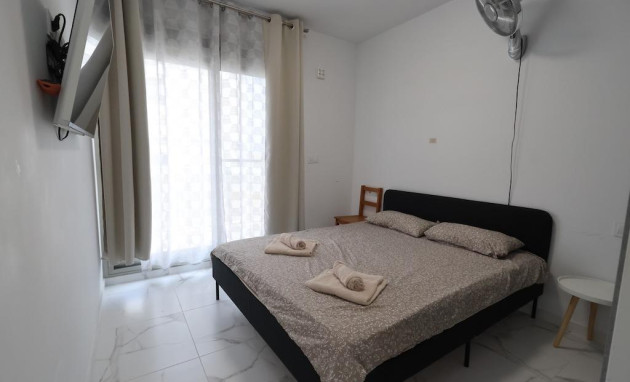 Herverkoop - Villa - Orihuela Costa - Villamartín-Las Filipinas
