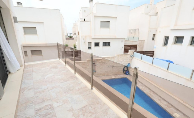 Herverkoop - Villa - Orihuela Costa - Villamartín-Las Filipinas