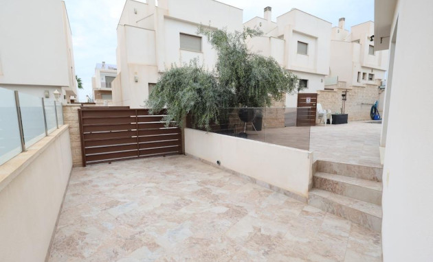 Herverkoop - Villa - Orihuela Costa - Villamartín-Las Filipinas