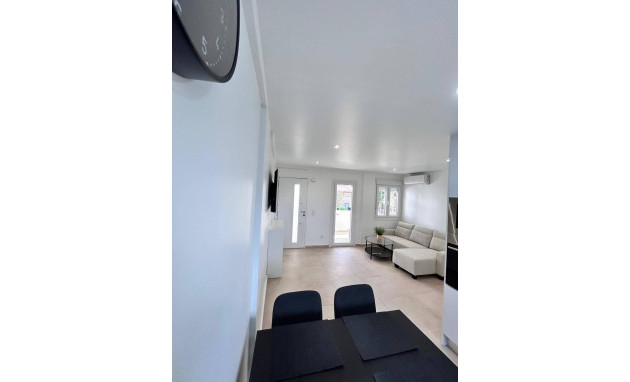 Resale - Apartment - Orihuela Costa - La Regia
