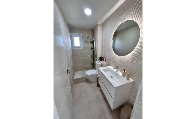 Resale - Apartment - Orihuela Costa - La Regia