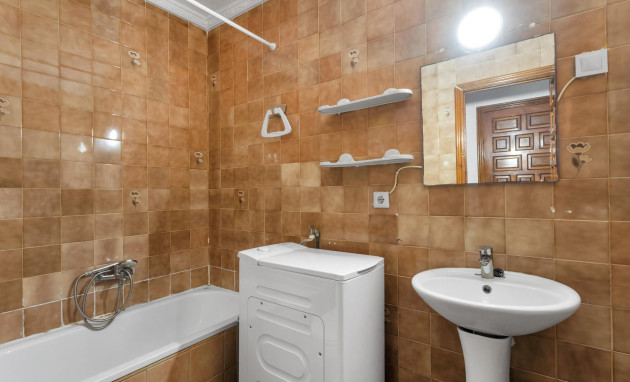 Herverkoop - Bungalow - Gelijkvloers - Torrevieja - Torre del moro