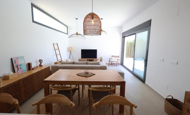 Resale - Villa - Algorfa - Comunidad valenciana