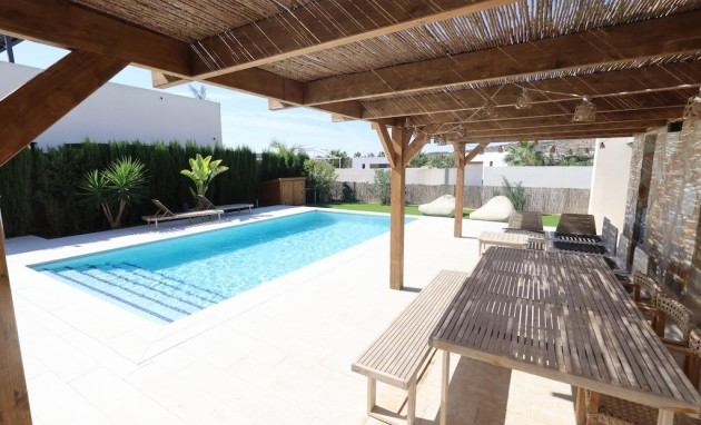 Resale - Villa - Algorfa - Comunidad valenciana