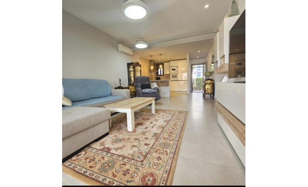 Resale - Apartment - Guardamar del Segura - Urbanizaciones