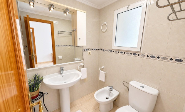 Herverkoop - Apartment - Torrevieja - Centro