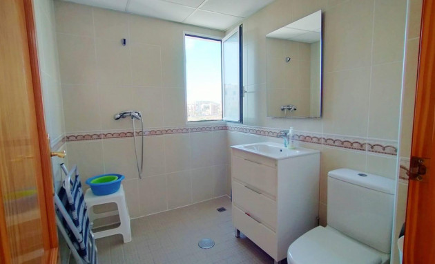 Herverkoop - Apartment - Torrevieja - Playa de los Naufragos
