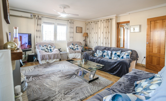 Resale - Villa - Torrevieja - LOS BALCONES - LOS ALTOS