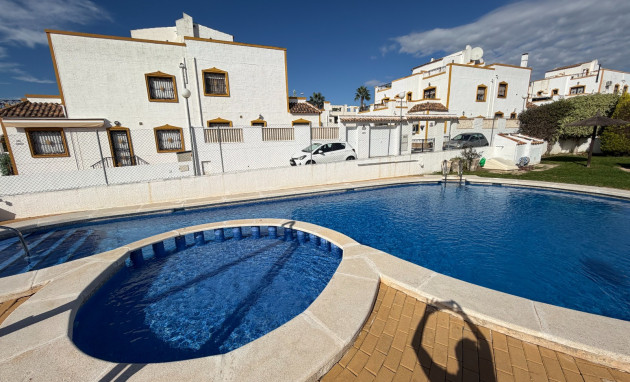 Resale - Townhouse - Orihuela - Entre Naranjos Vistabella