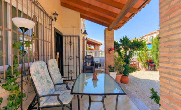Reventa - Quad House - Lo Crispin