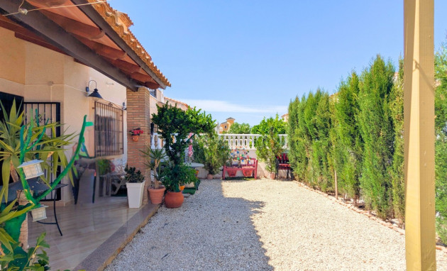 Reventa - Quad House - Lo Crispin