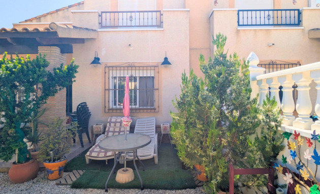 Reventa - Quad House - Lo Crispin