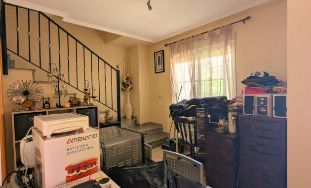 Reventa - Quad House - Lo Crispin