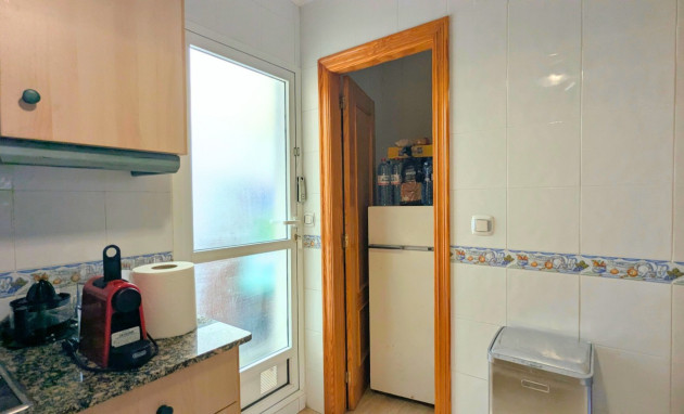 Reventa - Quad House - Lo Crispin