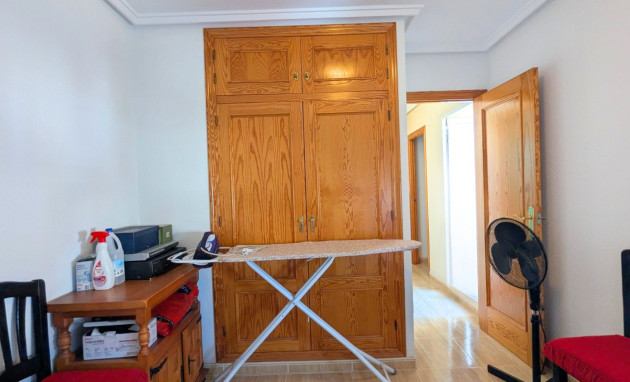 Reventa - Quad House - Lo Crispin