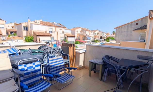 Reventa - Quad House - Lo Crispin