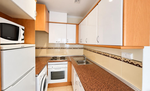 Reventa - Studio - Torrevieja - Estacion de autobuses