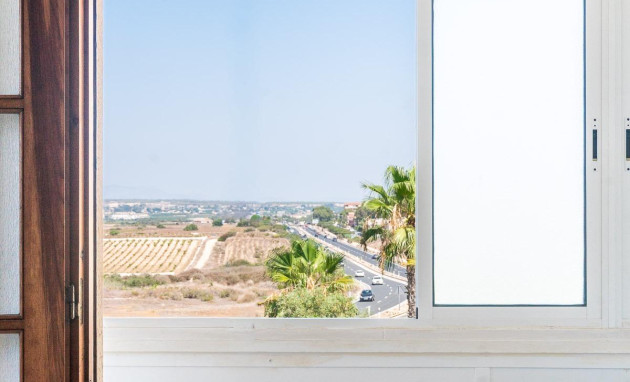 Revente - Apartment - Torrevieja - La Mata pueblo