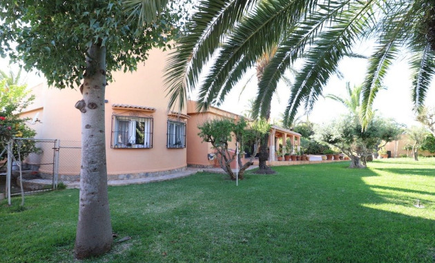 Reventa - Villa - Torrevieja - El chaparral