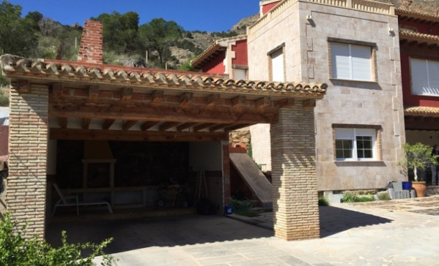 Resale - Villa - Pinar de Bonanza