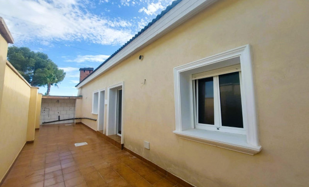 Resale - Villa - Orihuela Costa - Las Filipinas