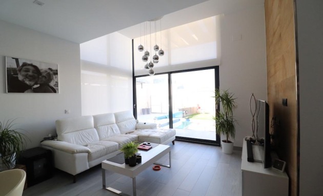 Reventa - Villa - Orihuela Costa - Lomas de Cabo Roig