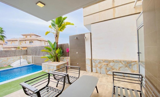 Reventa - Villa - Orihuela Costa - Montezenia