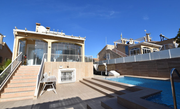 Resale - Villa - Torrevieja - Los altos