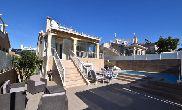 Resale - Villa - Torrevieja - Los altos