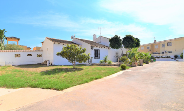 Herverkoop - Detached Villa - Orihuela Costa - Villamartin