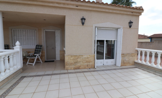 Herverkoop - Detached Villa - Algorfa - Lomas de La Juliana