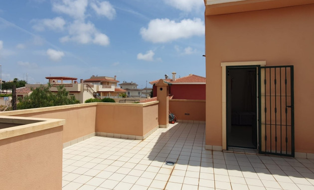 Herverkoop - Detached House / Villa - Ciudad Quesada