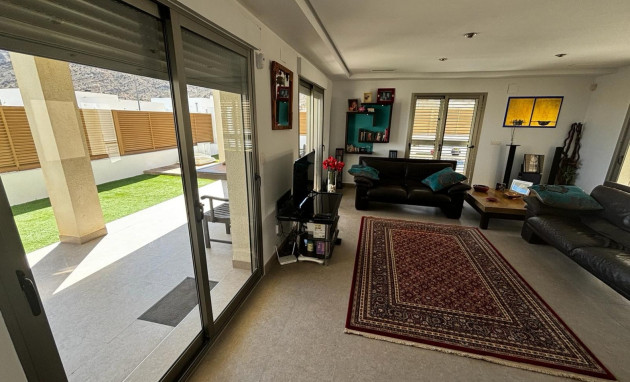 Herverkoop - Villa Detached - Cox