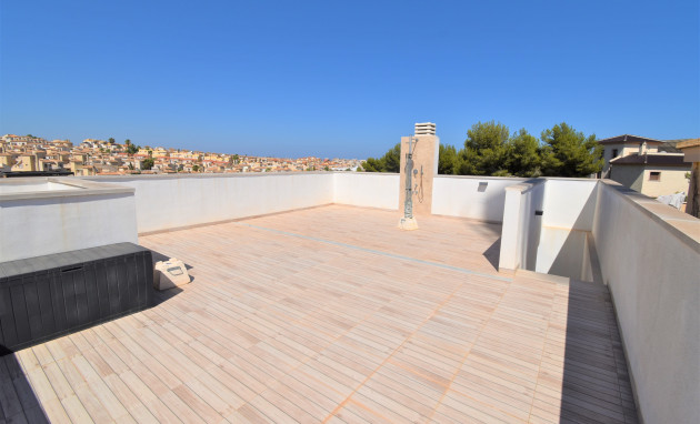 Herverkoop - Detached Villa - Orihuela Costa - Villamartin