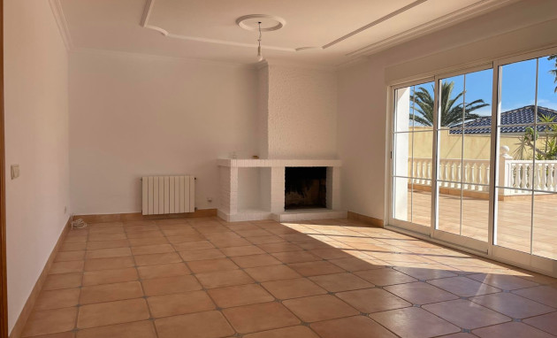 Resale - Villa - Orihuela Costa - Villamartín