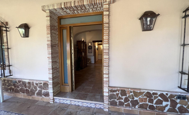 Resale - Villa - Orihuela Costa - Punta Prima