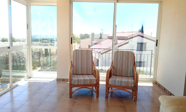 Resale - Villa with annex - Crevillente - Crevillent