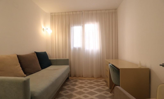 Resale - Apartment - Torrevieja - Punta prima