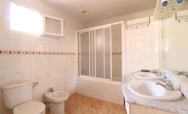 Resale - Villa - Orihuela Costa - Villamartín