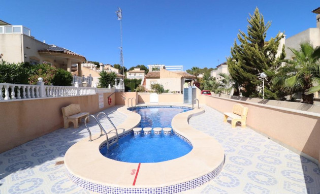 Resale - Villa - Orihuela Costa - Villamartín