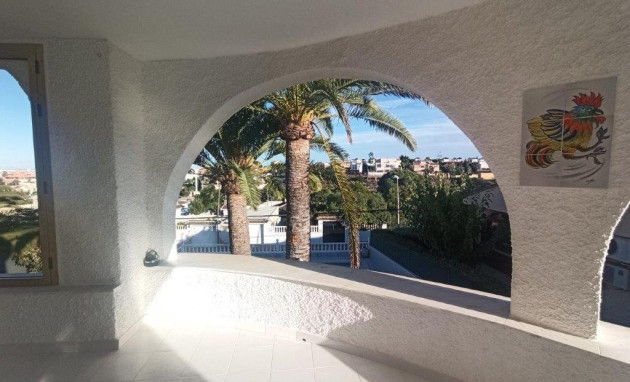 Herverkoop - Villa - Torrevieja - Los balcones