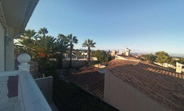 Herverkoop - Villa - Torrevieja - Los balcones